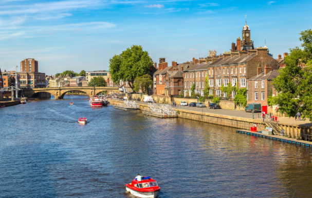 英國留學(xué) | 申請英國永居，有哪些主流簽證 ？捷徑是……