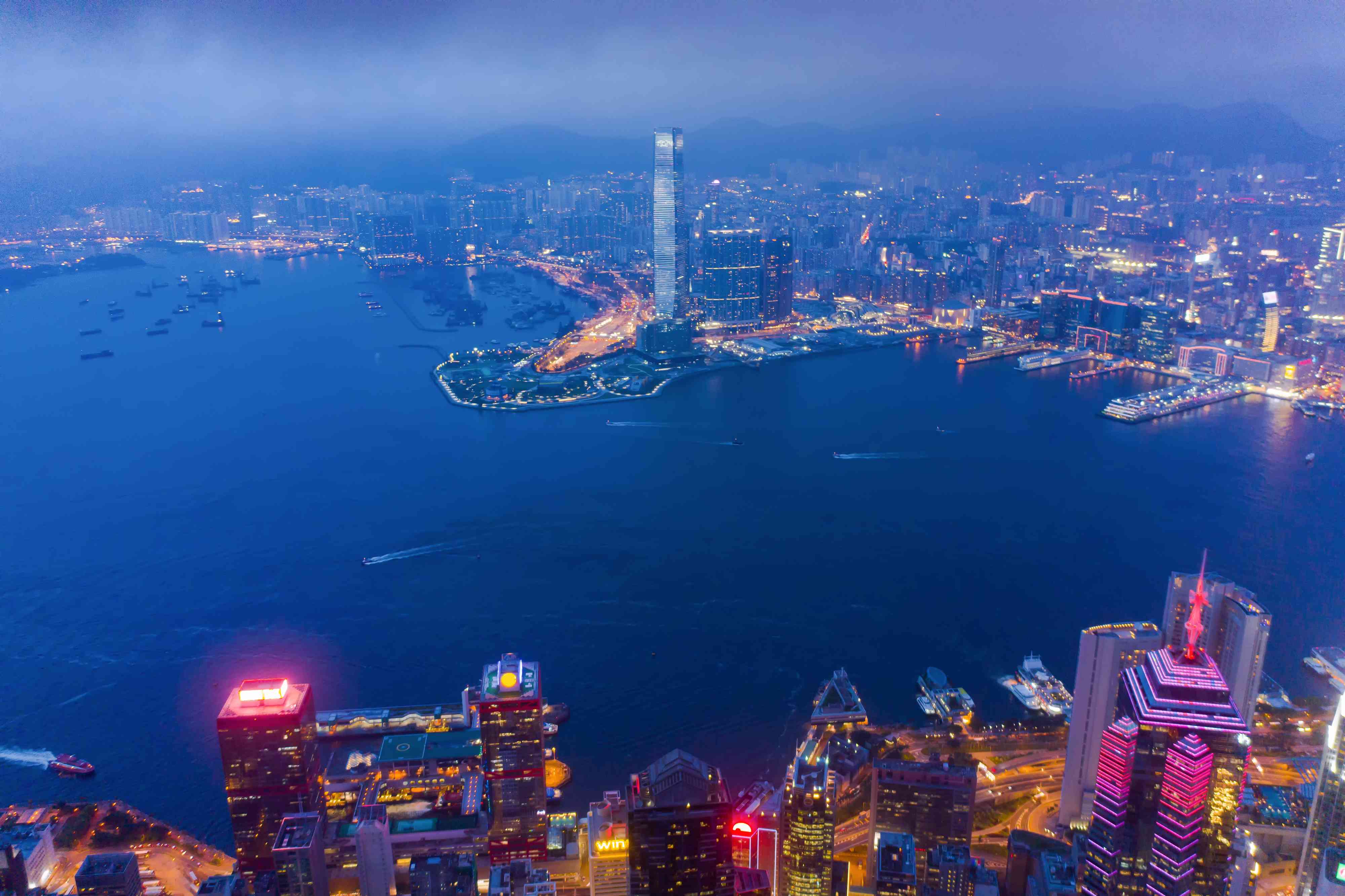 中國香港專才計劃，簡單拿身份！