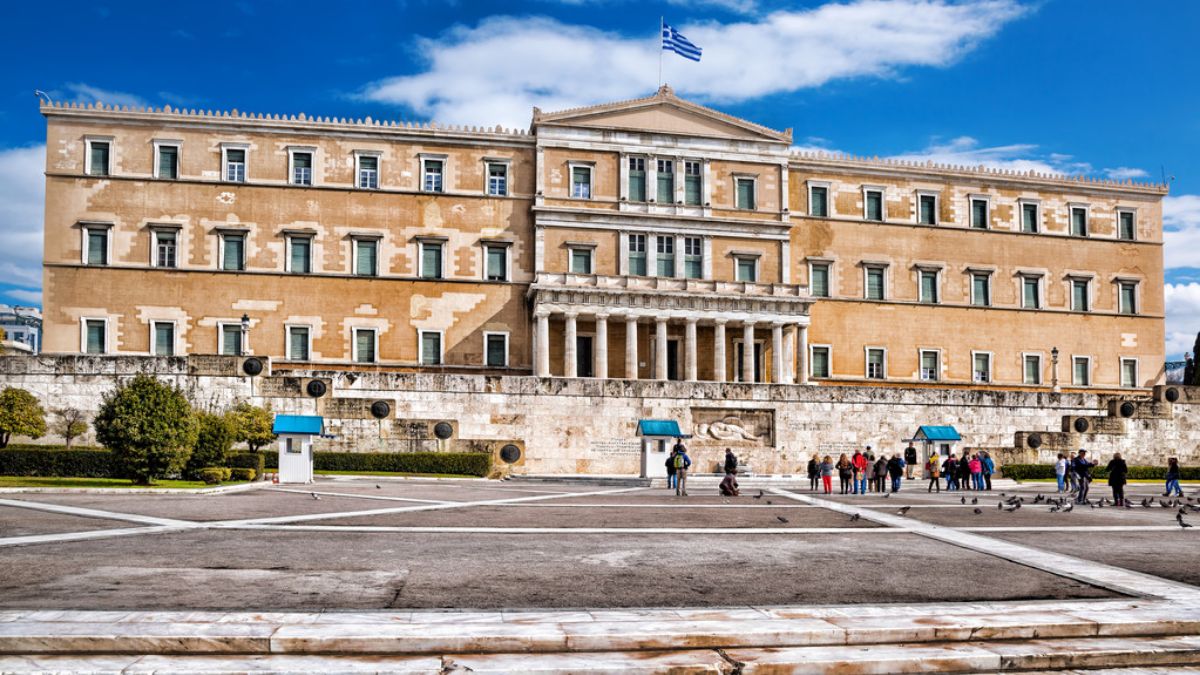 希臘商改住移民項目：投資機會與潛在風險解析！