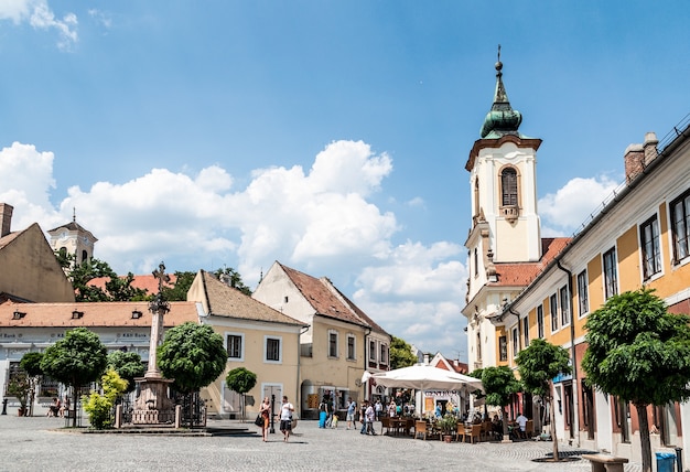 歐洲移民為何考慮匈牙利？多維度核心優勢解析